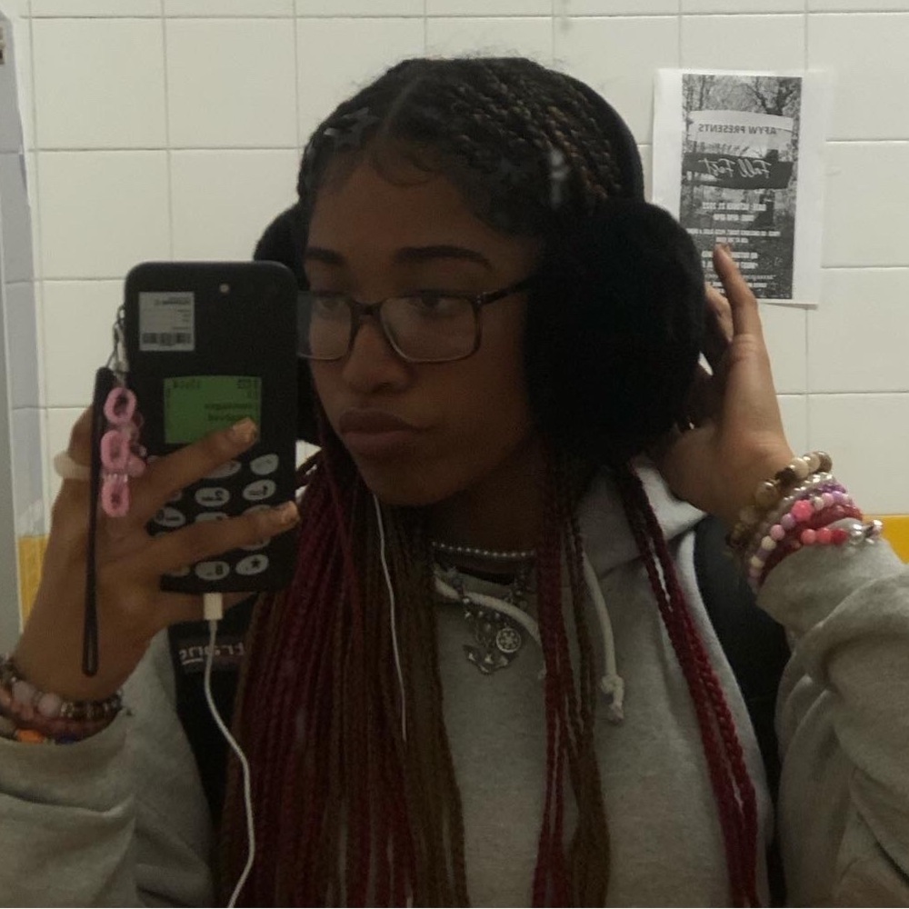 Meet your Posher, Niya._.